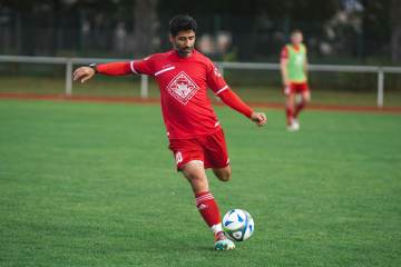 法甲里尔1比1平阿勒弗尔，吉鲁第74分钟替补登场（配图示意）