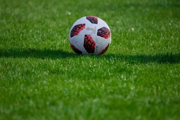 1-1，2-0！意甲冠军出炉！AC米兰全场0射正，尤文被降级队摁着揍，只有国米认真踢球（配图示…